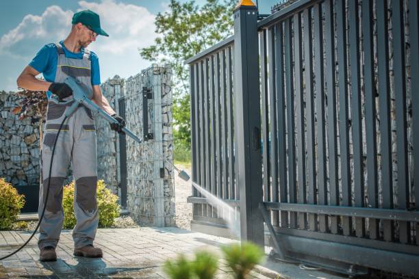 Best Animal Enclosure Cleaning  in Orangeburg, NY